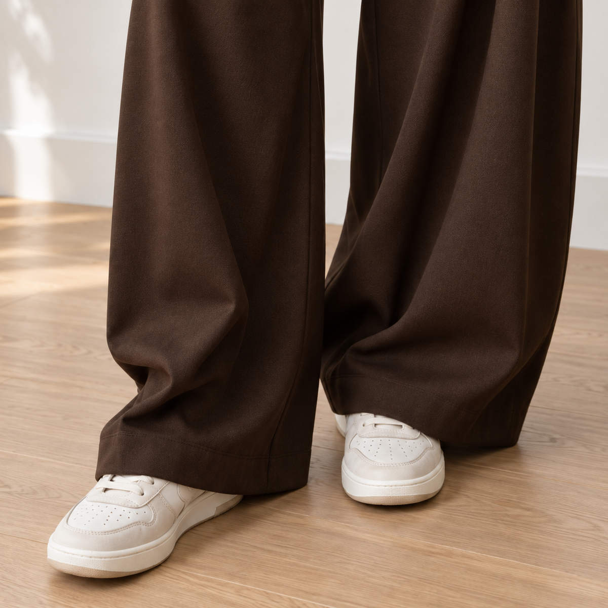 Pantalon Large Iris – Taille Haute et Plis Élégants