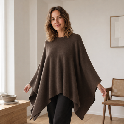 Cape en maille Solveig – Oversize & fluide