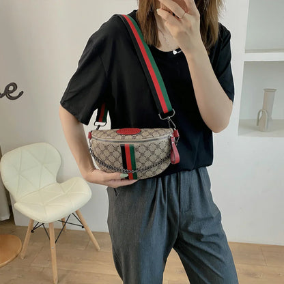 Sac Ceinture Romy – Motif Rayé avec Chaîne