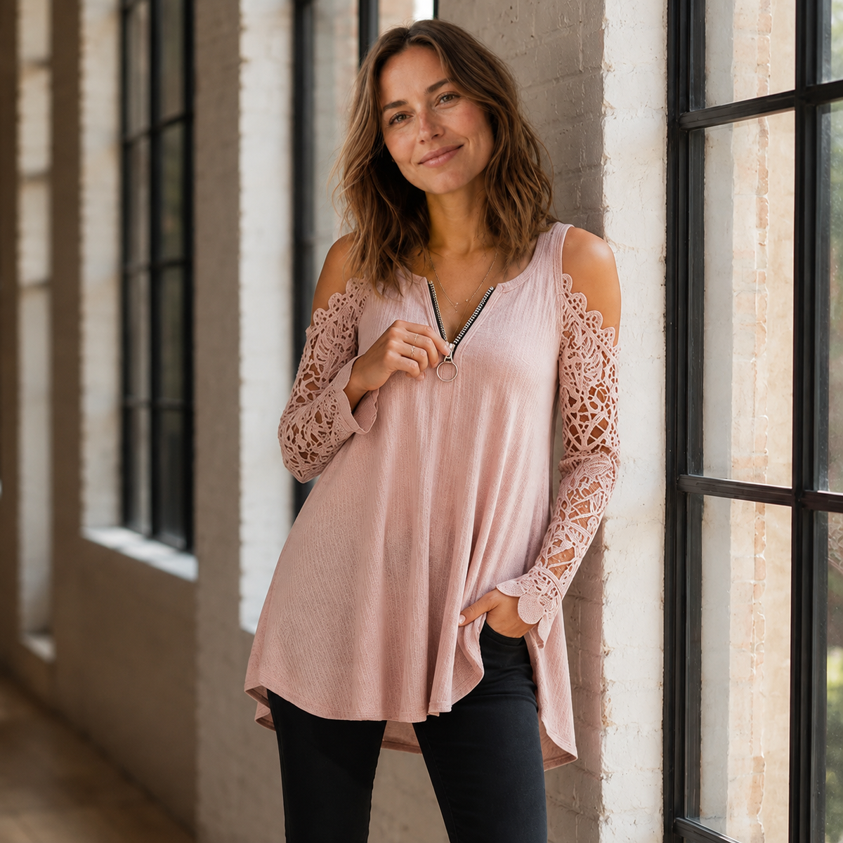 Top en Dentelle Amelie – Coquet et Élégant pour Toute Occasion