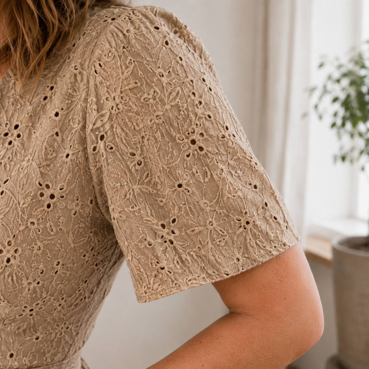 Robe midi Nika – Robe d'été fleurie