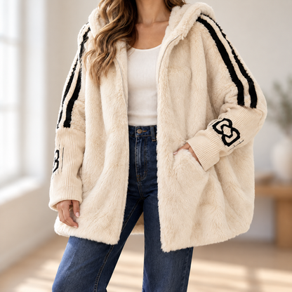 Manteau peluche Océane – À capuche & Zippé
