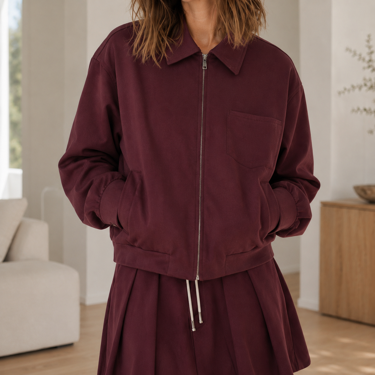 Blouson zippé Romina – Ample & cropped, coloris Bordeaux