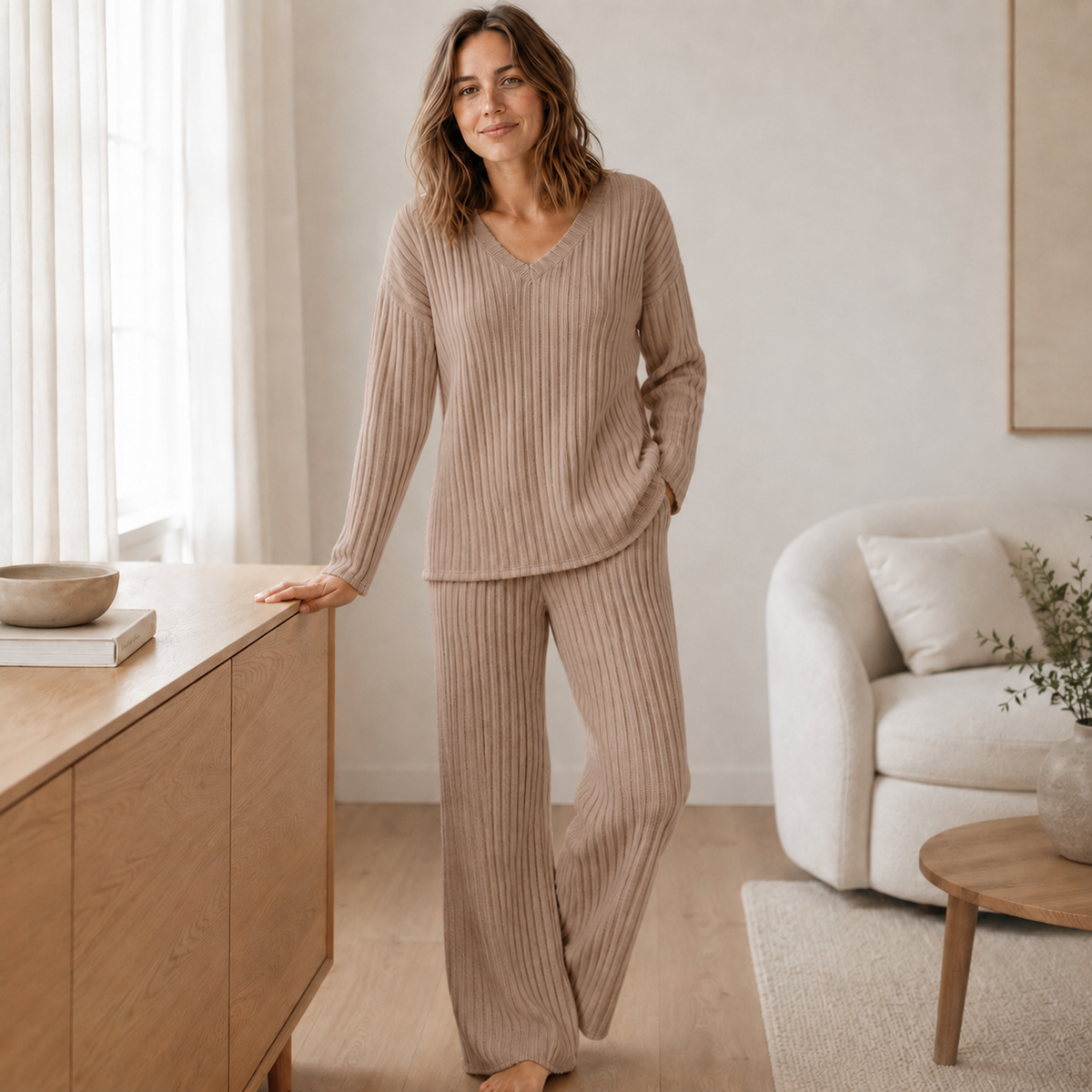 Ensemble Loungewear Elin – Maille côtelée à décolleté en V